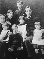 Richard’s children. The eldest died, aged 13 and is missing from the photo